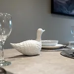 アパート Large 2br Flat In Heart Of - Sleeps 10 リーズ