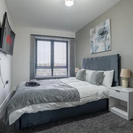 Large 2br Flat In Heart Of - Sleeps 10 * 利兹