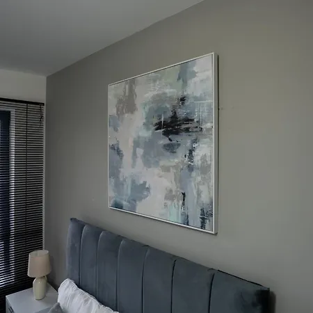 Large 2br Flat In Heart Of - Sleeps 10