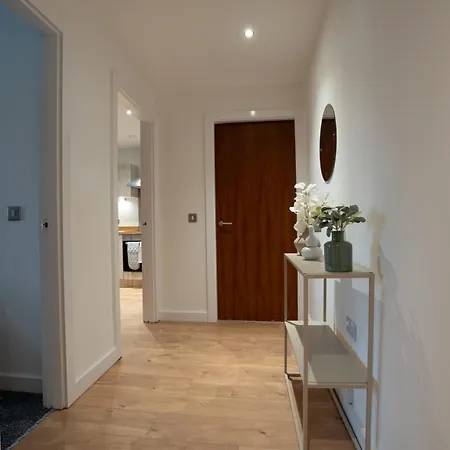 Large 2br Flat In Heart Of - Sleeps 10 公寓 *