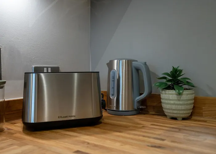 Large 2br Flat In Heart Of - Sleeps 10 Апартаменти Лідс